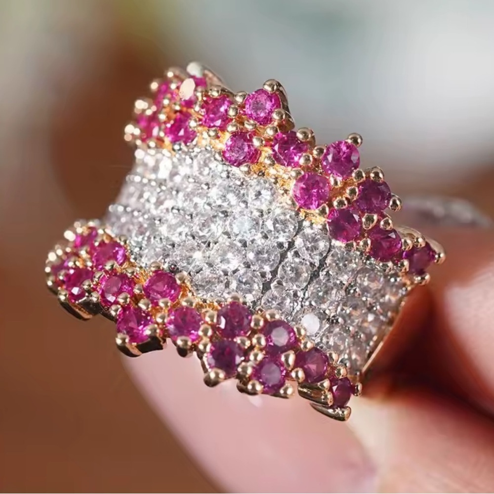Opulent Ruby Diamond Wide Band Ring in Yellow Gold - Picture 3 of 12
